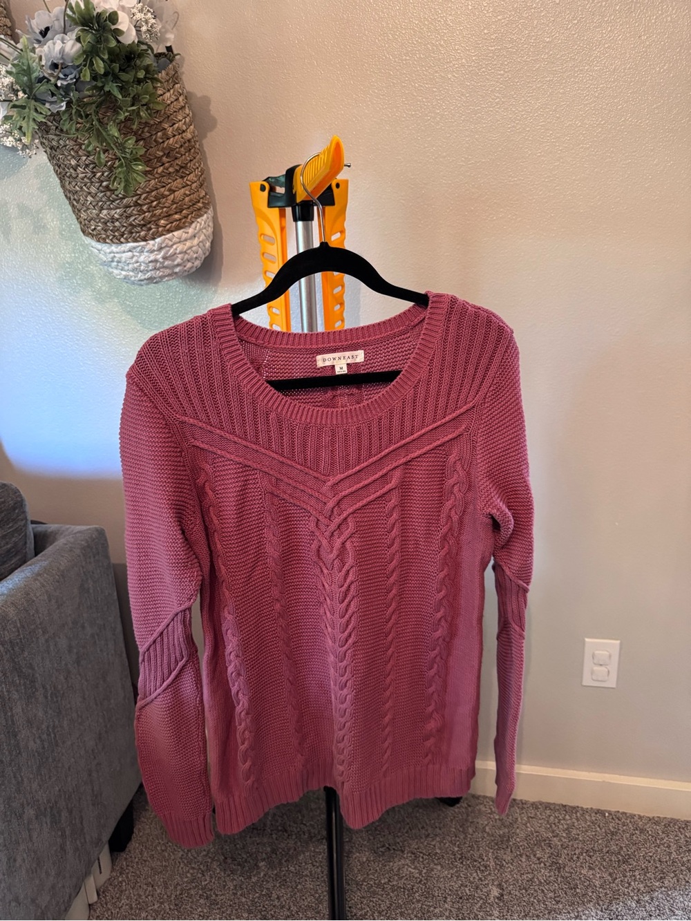 DownEast Dusty Rose Cable Knit Crewneck Sweater